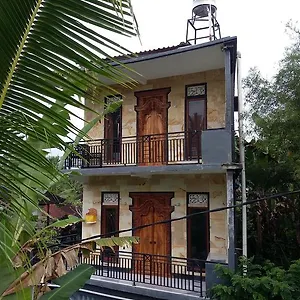 Guest house Kartika's House 